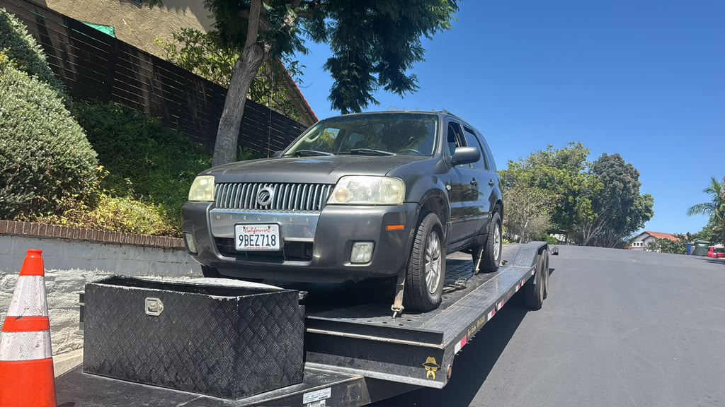 Mercury Mariner compact